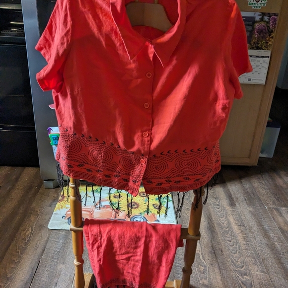 red fringe embroidered pants outfit geometric design button up shirt - Picture 10 of 11